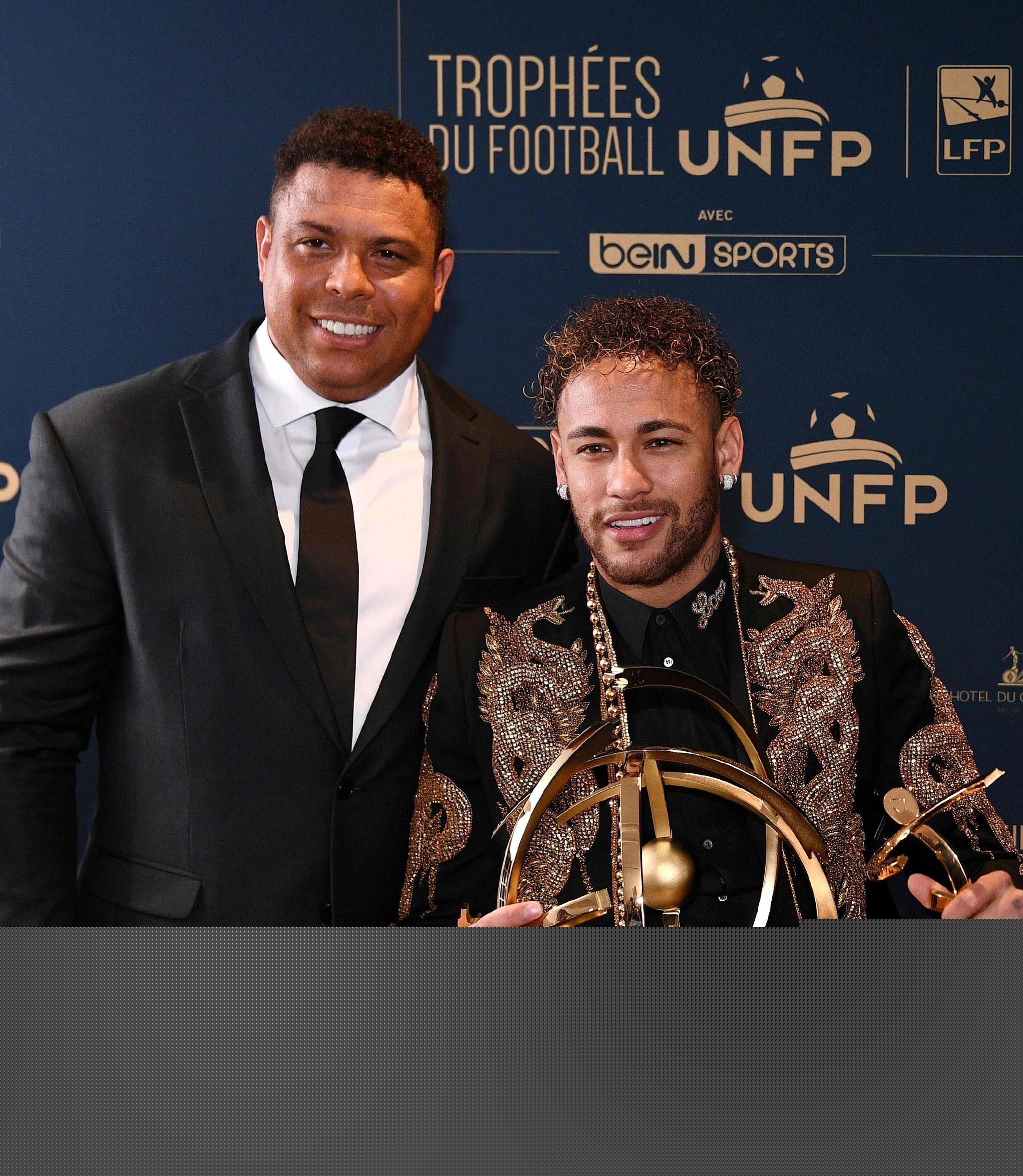 舞台背景海报设计_晚会背景海报设计制作